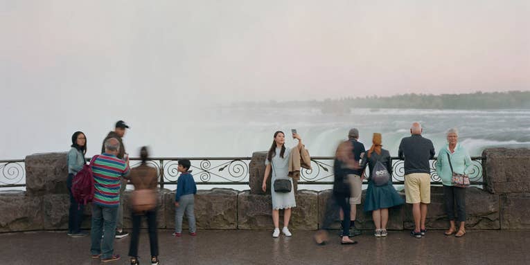 Alec Soth’s ‘Pound of Pictures,’ and four other analog-only photobooks worth checking out