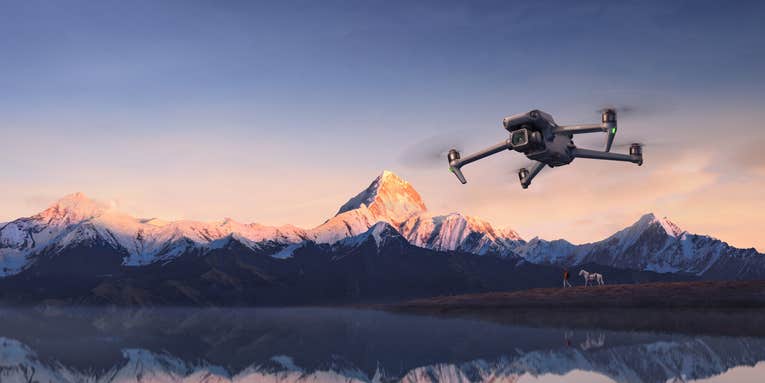 DJI announces the Mavic 3 Classic: a cheaper alternative with a single lens